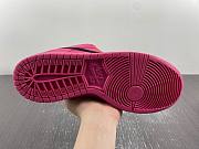 	 Run The Jewels x Nike SB Dunk Low DX4356-600 - 5