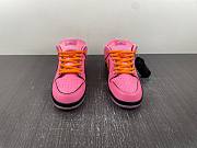 	 The Powerpuff Girls x Nike SB Dunk Low “Blossom” FD2631-600 - 6
