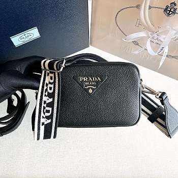 Prada Black Medium Leather Bag - 22x14x8cm