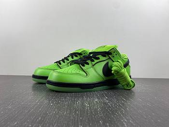 Nike SB Dunk Low The Powerpuff Girls Buttercup FZ8319-300