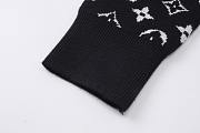 Louis Vuitton LVSE Monogram Degrade Crewneck - 4