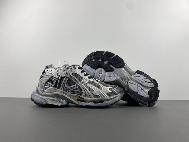Balenciaga runner drak grey - H 772774 W3RMU - 1