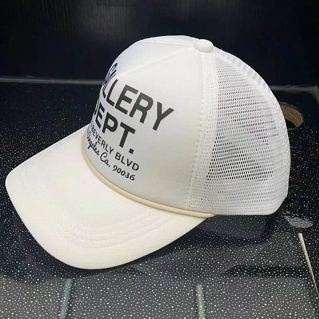 Gallery Dept white cap  - 1