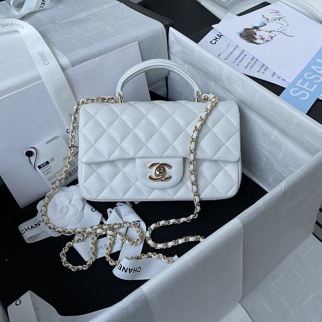 Chanel classic flap bag lams skin white - 20x12x6cm - 1