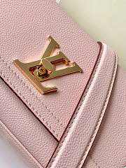 LV LockMe Chain Bag East West - 23,5 *14*6 cm  - 2