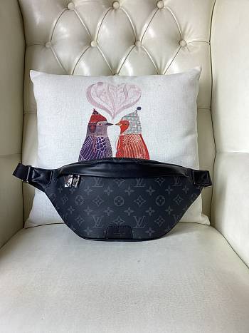 LV bump bag for men and women TX0169