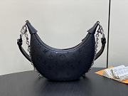 LV loop handbag black Size: 23 x 13 x 6 cm  - 5
