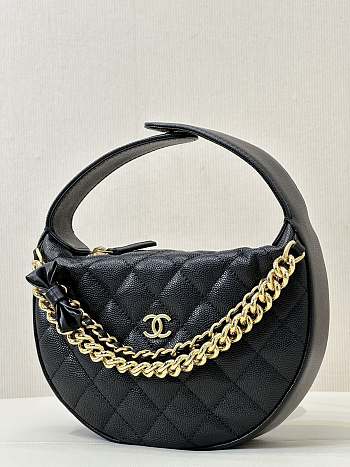 Chanel's hula hoop bag black Size: 19-12-4cm