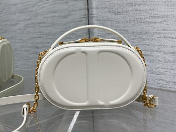 Dior oval camera bag white size: 18*6.5*11cm