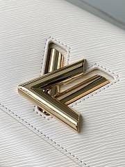  LV white Twist medium handbag M24765 size 23 x 17 x 9.5 - 6