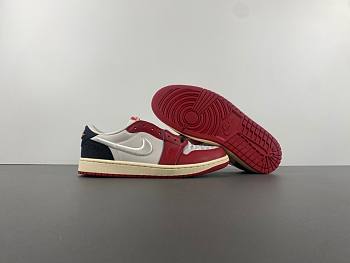 Jordan 1 Retro Low OG Trophy Room Rookie Card Home -  HV6157-100