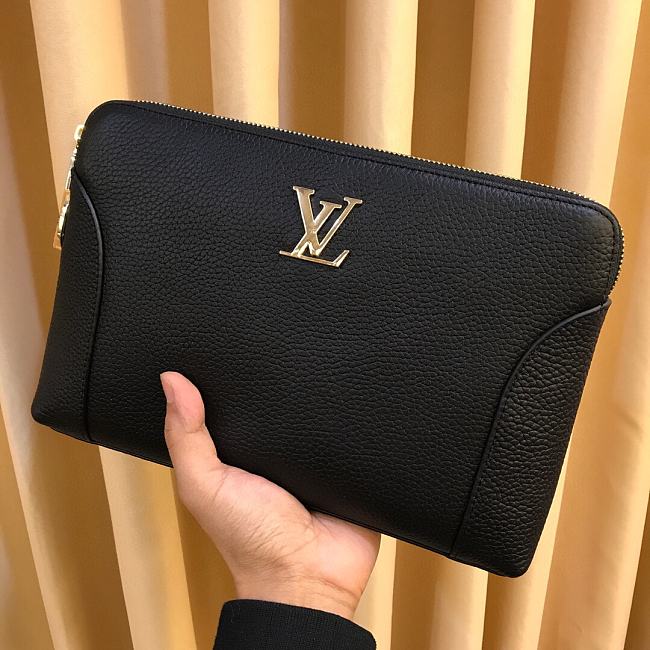 Louis Vuitton Men bag black - size 28x18x3cm - 1