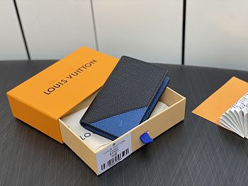 LV wallet medium M30985 - size 8 x 11 x 1 cm