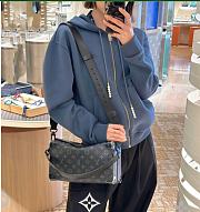  LV Men's Messenger Bag  M11744 Black - Size: 29x17.5x10 cm - 3