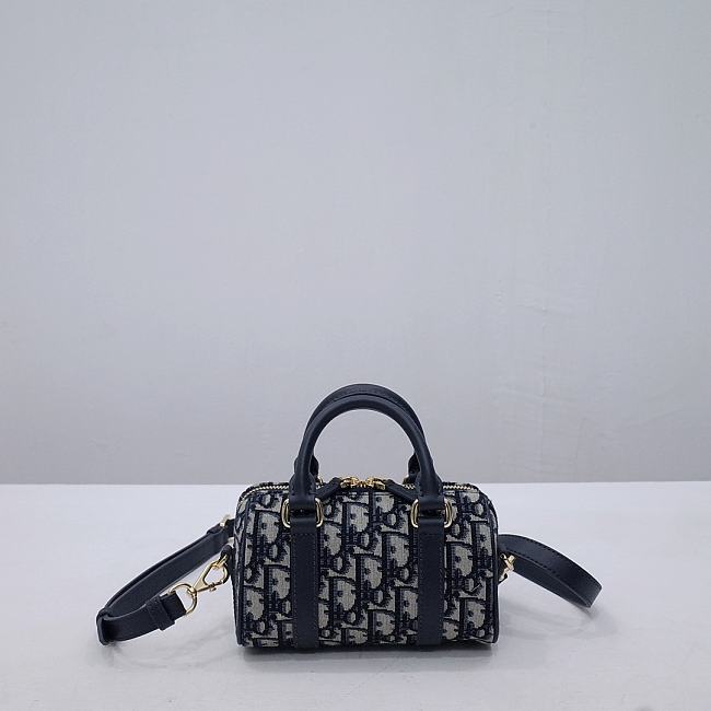 Dior Groove 16 Mini Bag - size 16 x 11 x 8 cm - 1