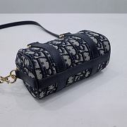 Dior Groove 16 Mini Bag - size 16 x 11 x 8 cm - 6