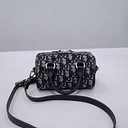 Dior Groove 16 Mini Bag - size 16 x 11 x 8 cm - 5