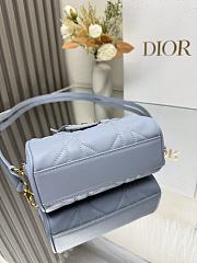 Dior Groove 16 Mini Bag blue - size 16 x 11 x 8 cm - 6