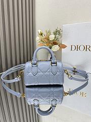 Dior Groove 16 Mini Bag blue - size 16 x 11 x 8 cm - 5