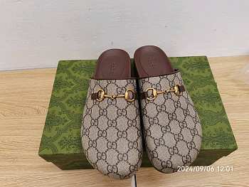Gucci sandals