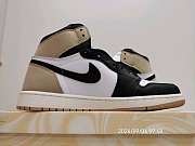 Air Jordan 1 Retro High OG Latte- FD2596-021 - 3