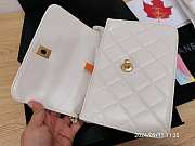 Chanel Handbag White 22CM AS3908 - 6