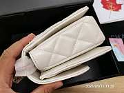 Chanel Handbag White 22CM AS3908 - 5