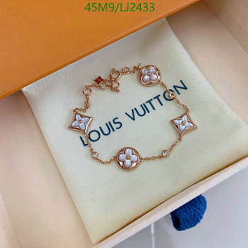 LV bracelet