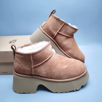 Uggs boots brown