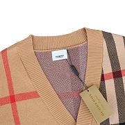Burberry jacket  - 6