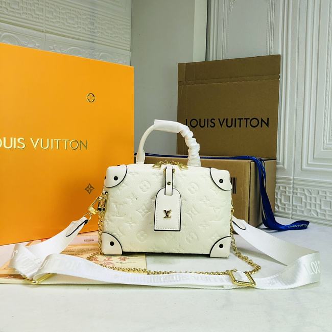 LV petite malle souple M45571 20*14*7.5CM white - 1