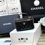 Chanel 22 Clutch with Chain 2199 - size 17cm  - 1