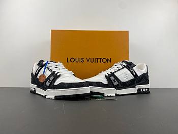 Louis Vui*ton trainer black and white