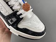 Louis Vui*ton trainer black and white - 6