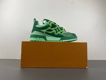 LV trainer flower green