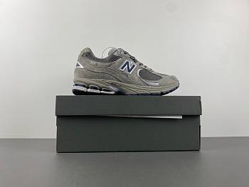 new balance NB ML2002RA