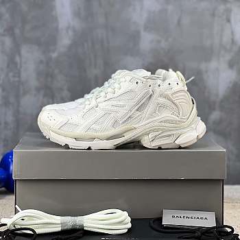Balenciaga runner white