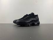 Nike Air Max 95 Essential Triple Black  -  CI3705-001 - 3