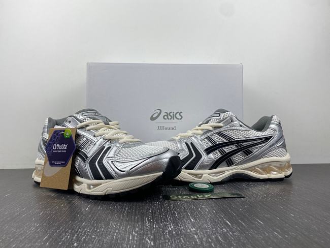  ASICS GEL-Kayano 14  joint silver, black and white - 1