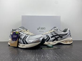  ASICS GEL-Kayano 14  joint silver, black and white