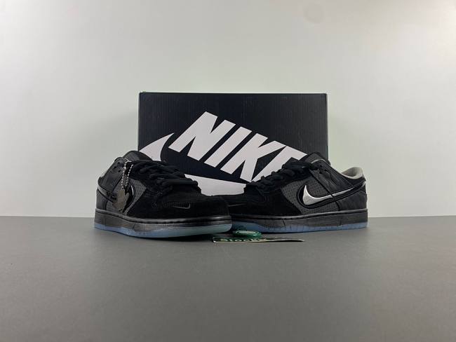 Division Street x Nike Dunk Low Lux “Oregon Black” - HV1470-001 - 1