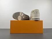 Louis Vuitton LV Trainers Grey - 1ADEWM - 3