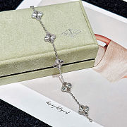 Van Cleef & Arpels Women's Natural Vintage Alhambra 18ct White-gold 5 Motifs Bracelet - VCARP9XE00  - 5
