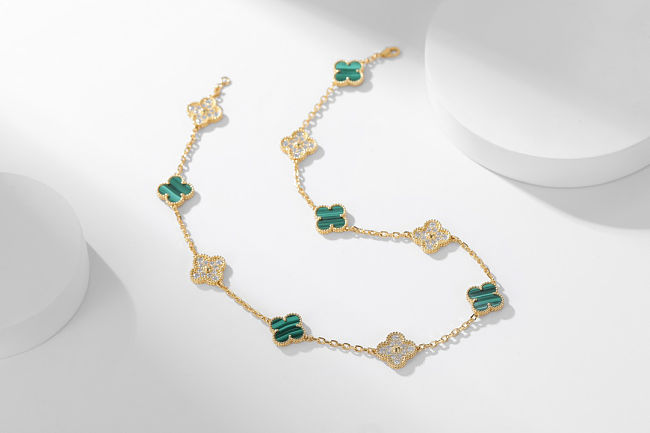 Van Cleef & Arpels Vintage Alhambra Necklace Gold Tone In Green 10 motifs - 1