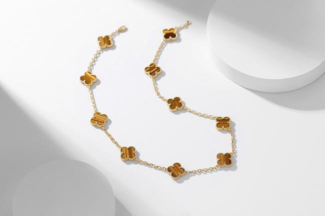 Van Cleef & Arpels Vintage Alhambra necklace Gold Tone In Orange 10 motifs - 1