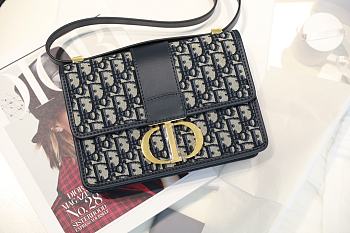 Dior 30 Montaigne Bag Blue Oblique Jacquard - M9203UTZQ_M928 - size: 24 x 17 x 8 cm