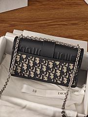 Dior 30 Montaigne Top Handle Bag Blue Oblique Jacquard and Smooth Calfskin - 21x12x6 cm - 4