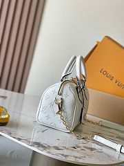 LV Speedy Bandoulière 20 White - M11276 - size: 20.5 x 13.5 x 12cm - 4