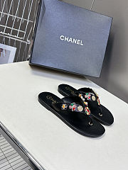 Chanel Thongs Lambskin & metal Black  - 3