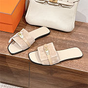 Hermes Giulia Sandals Beign - 5
